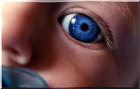 mythological boy names: blue eye of infants