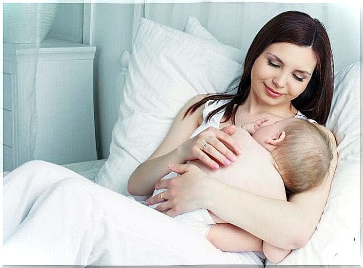 The fats in breast milk: mother breastfeeds baby