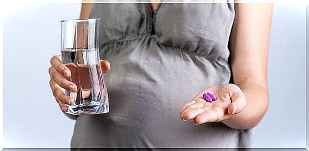 How folic acid helps prevent birth defects