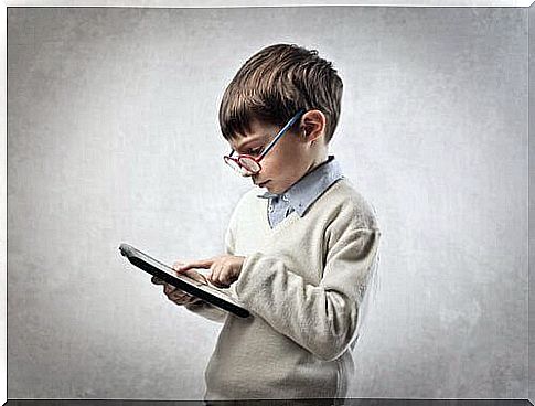 new technology in the classroom: children with tablet